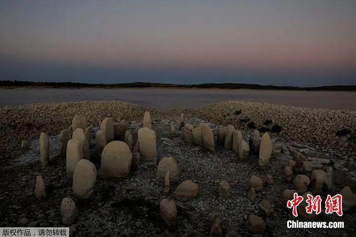 干旱致大量遗迹重见天日,极端干旱